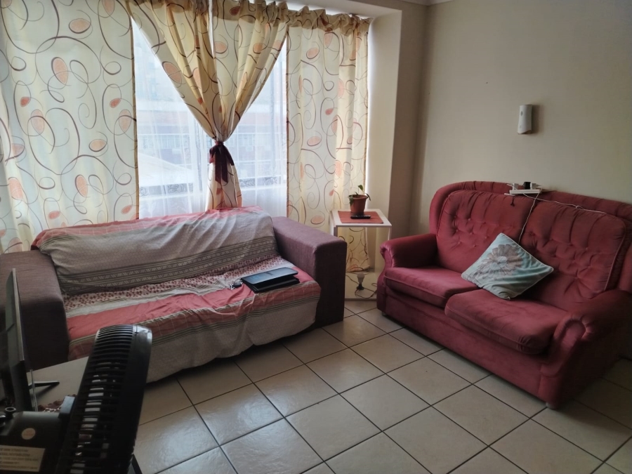 1 Bedroom Property for Sale in Parow Western Cape